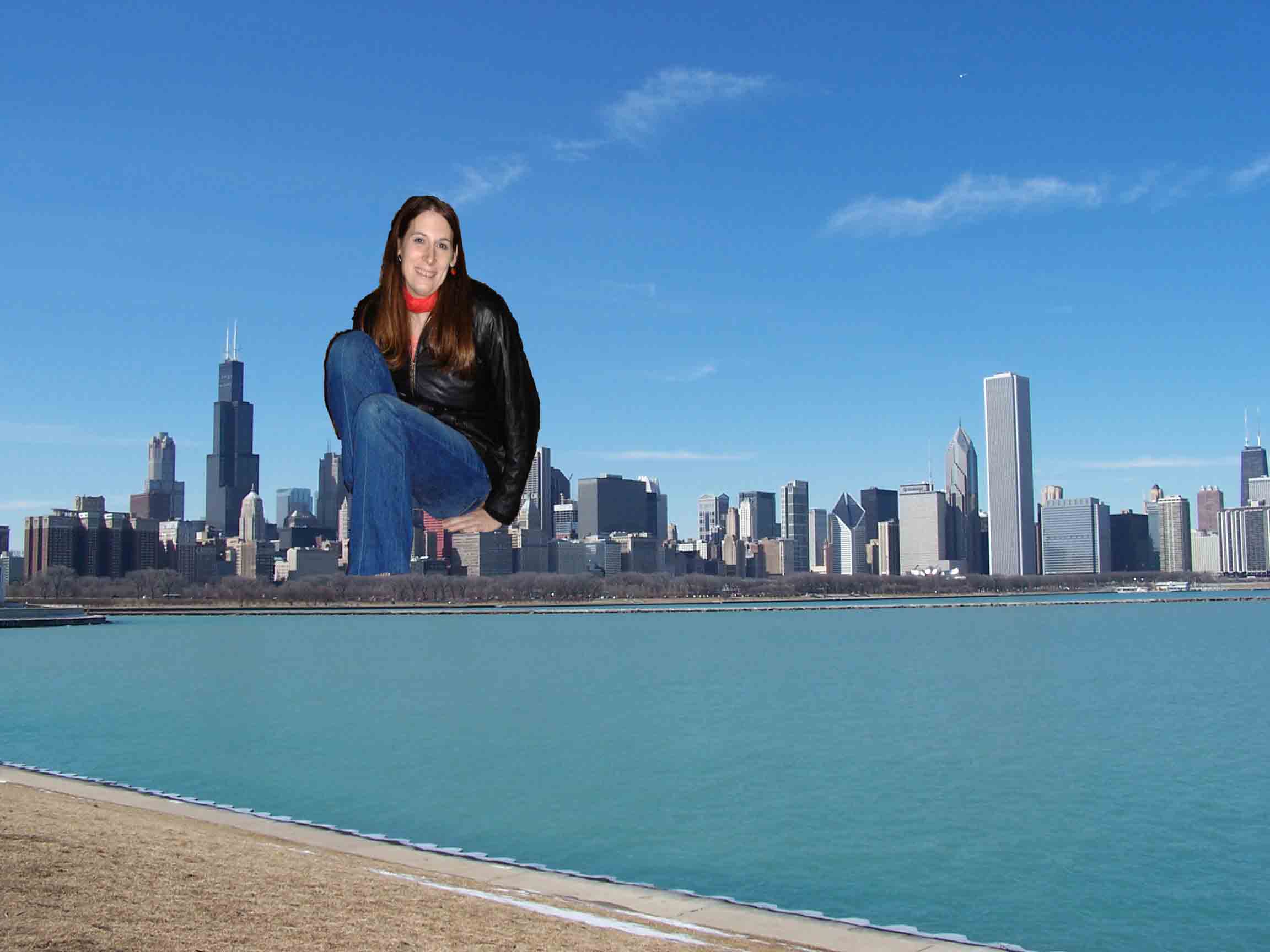 Jessica sitting on Chicago skyscrappers